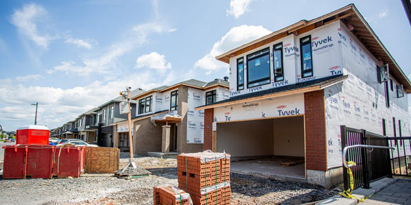 Efficient Painting Solutions for Residential Developers: Meeting Deadlines and Minimizing Costs